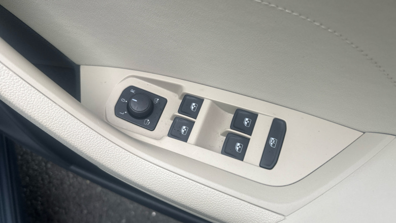 Skoda Kodiaq 2.0 TDI 200 Laurin + Klement 4X4 5dr DSG [7 Seat] Diesel Estate